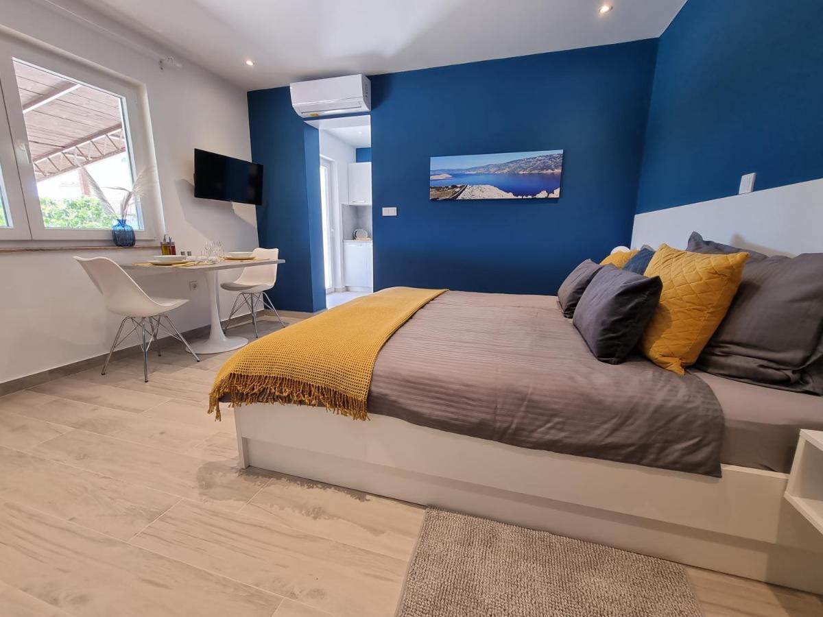 Apartments Suha Punta - Villa Babalonija Kampor Dış mekan fotoğraf