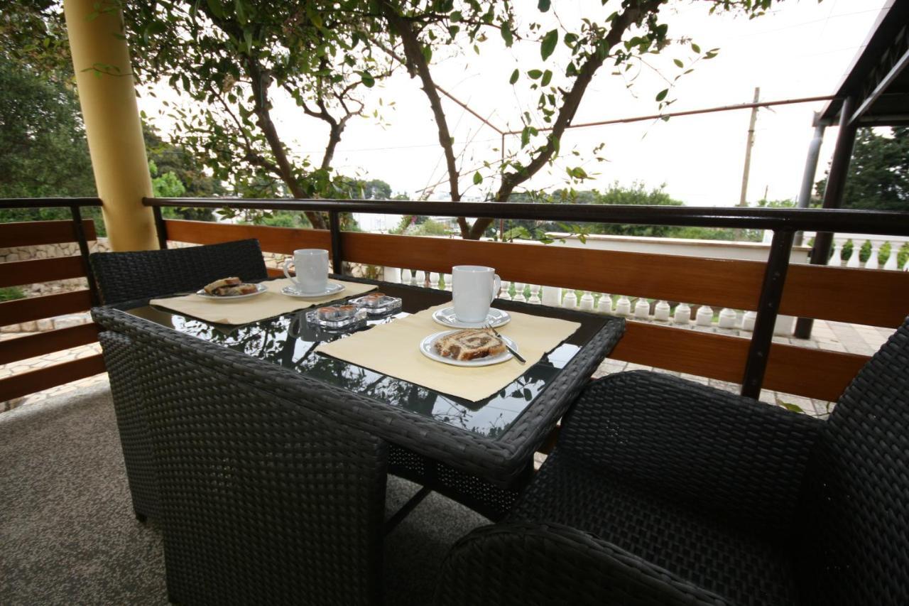 Apartments Suha Punta - Villa Babalonija Kampor Dış mekan fotoğraf